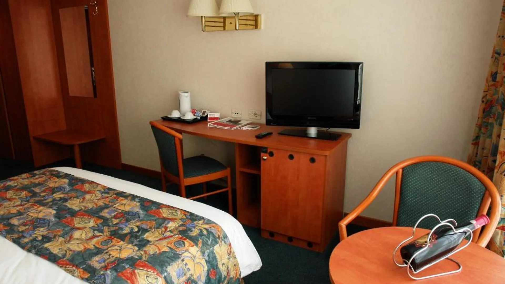 Ramada By Wyndham Bucharest Parc Hotel