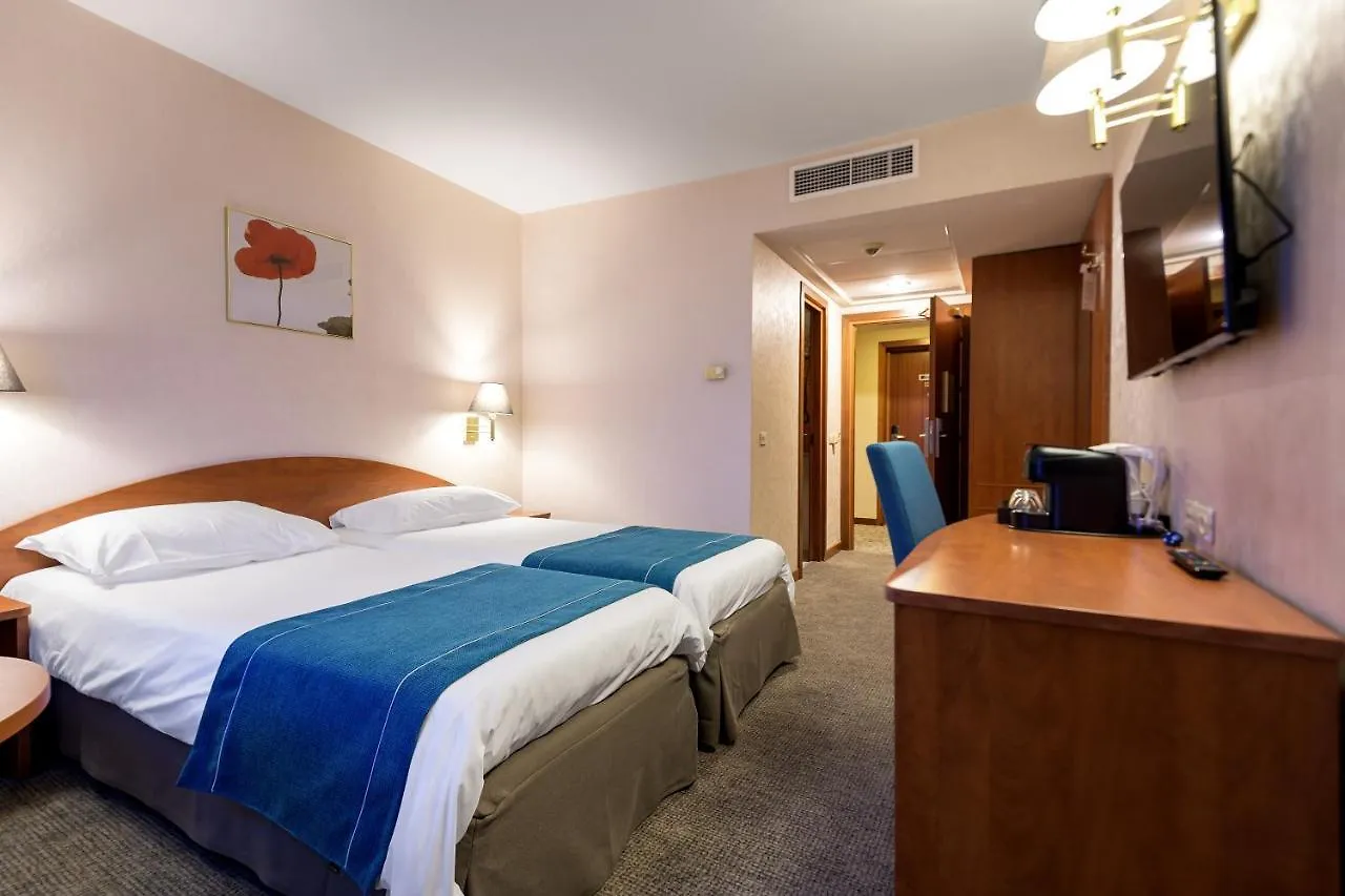 Ramada By Wyndham Bucharest Parc Hotel