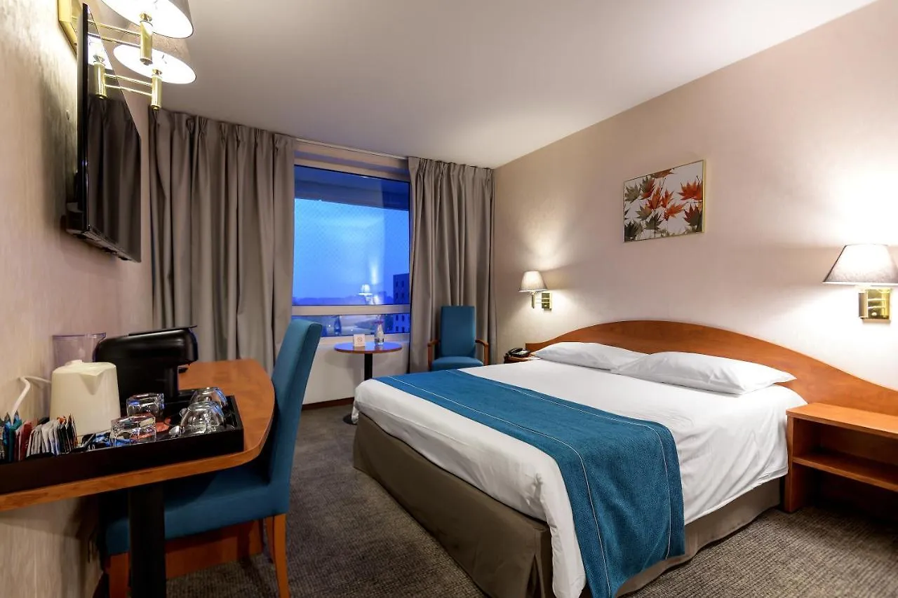 ****  Ramada By Wyndham Bucharest Parc Hotel Румыния