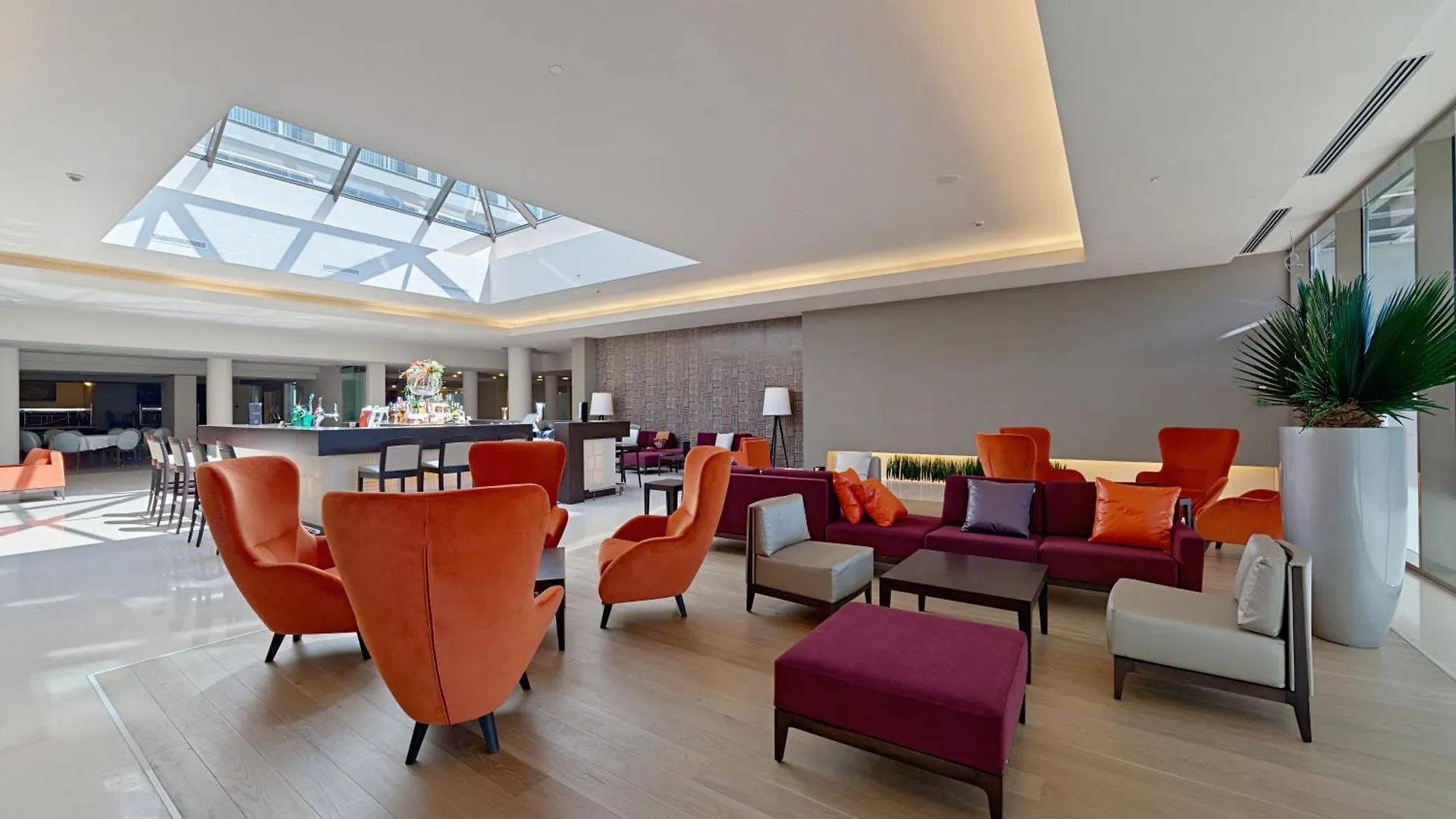 Ramada By Wyndham Bucharest Parc Hotel