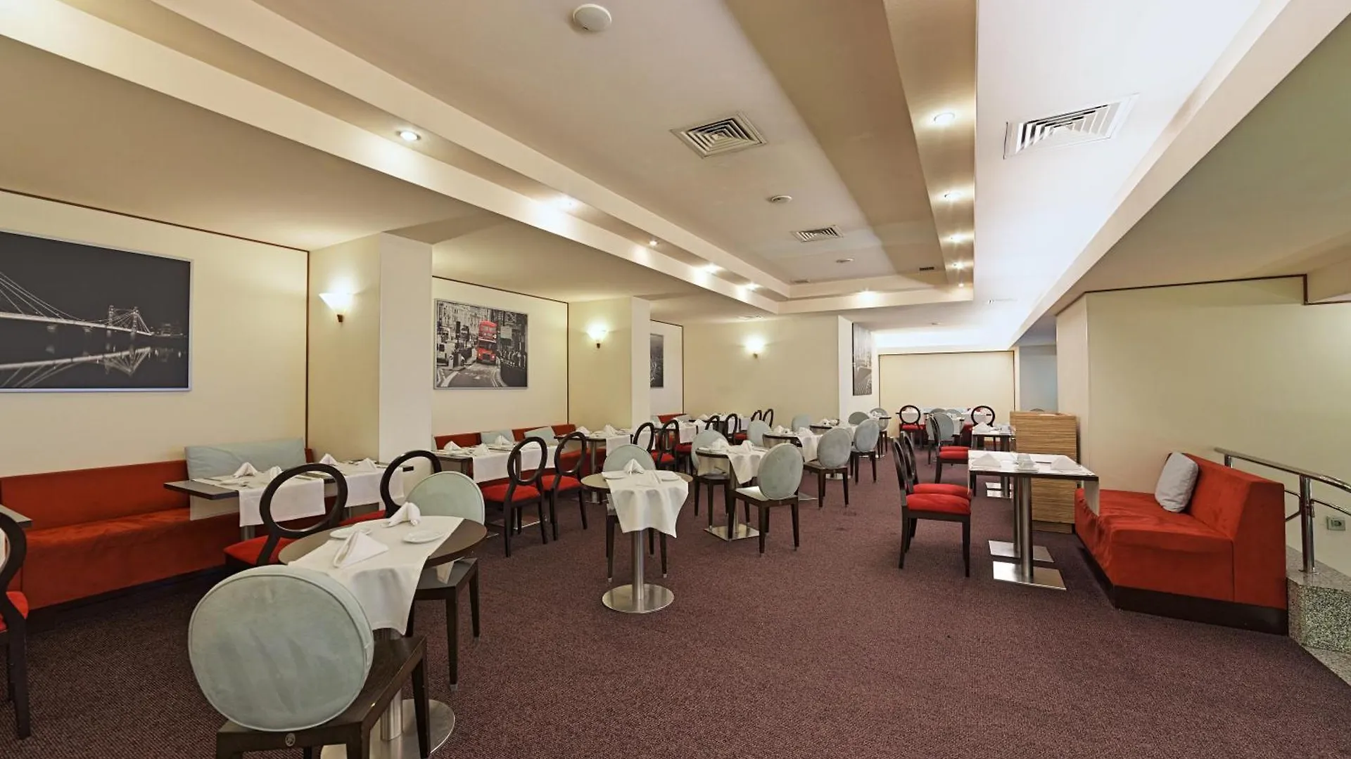 Ramada By Wyndham Bucharest Parc Hotel