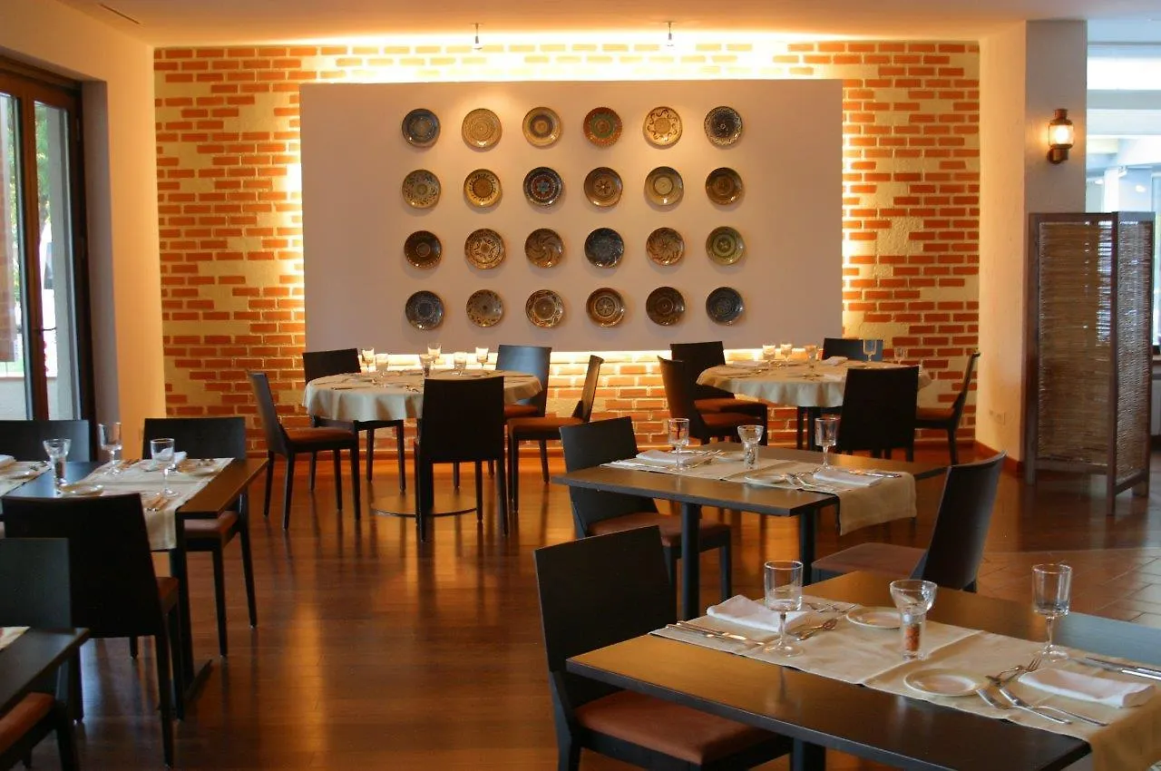 Ramada By Wyndham Bucharest Parc Hotel 4*,