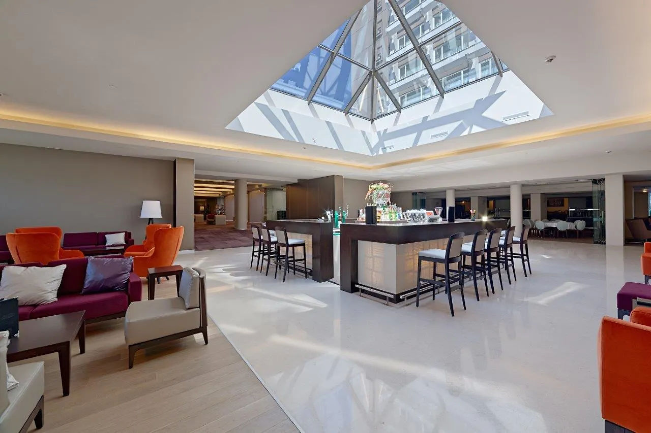 Ramada By Wyndham Bucharest Parc Hotel